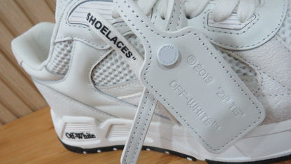 OFF-White Runner B White