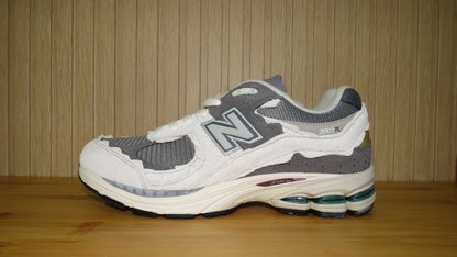 New Balance 2002R Protection Pack