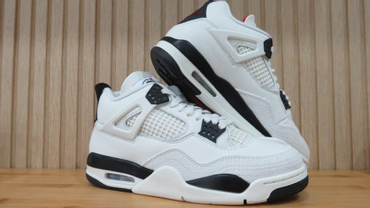 Air Jordan 4 Retro 'Flight Club'