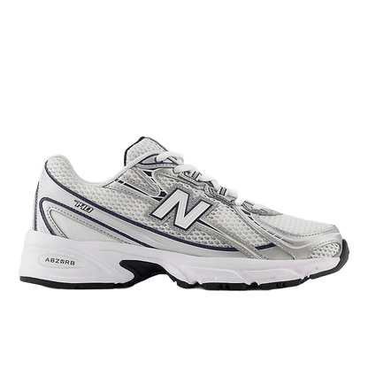 New Balance 740